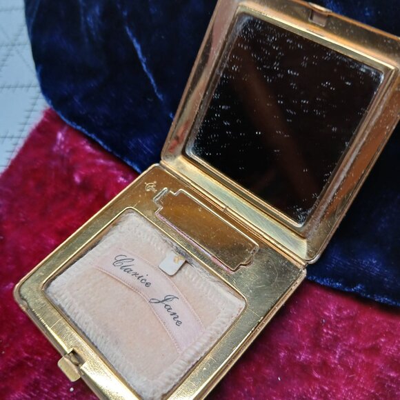 Clarice Jane Compact/Square - Picture 4 of 8